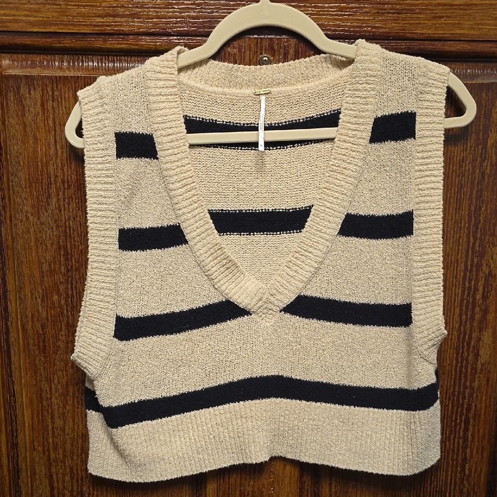 FREE PEOPLE cropped Cream and Black Knit Sweater Vest.